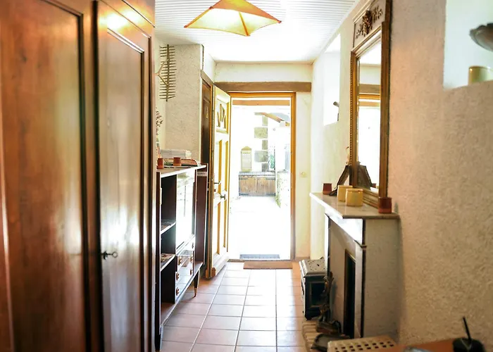 4 Personnes Vue Sur Le Des Graves - Vallee De La Jordanne,aurillac,cantal,auvergne Ferienhaus *