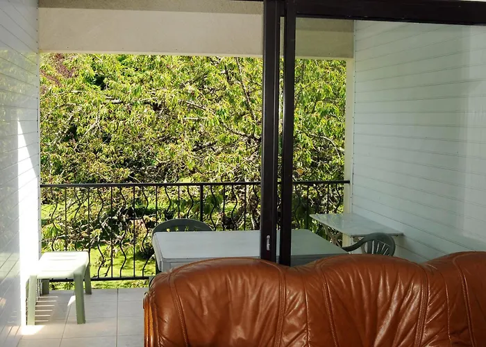 4 Personnes Vue Sur Le Des Graves - Vallee De La Jordanne,aurillac,cantal,auvergne Ferienhaus *